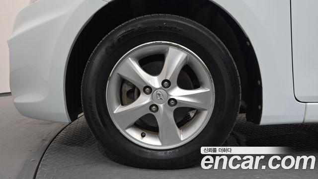 Hyundai Accent 2012 — photo 5
