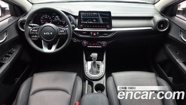 Kia K3 2022 — photo 10