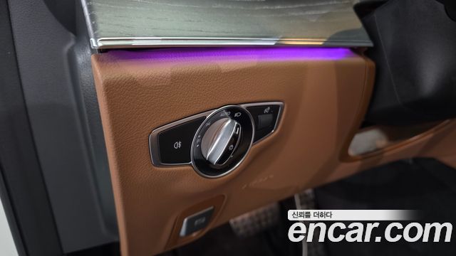 Mercedes-Benz E-Class 2021 — photo 24