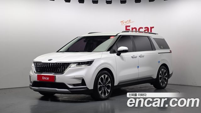 Kia Canival 2021 — photo 1