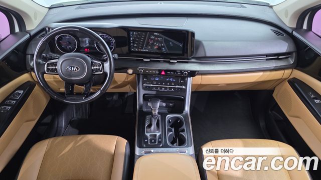 Kia Canival 2021 — photo 10