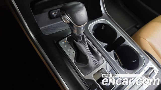 Kia Canival 2021 — photo 12