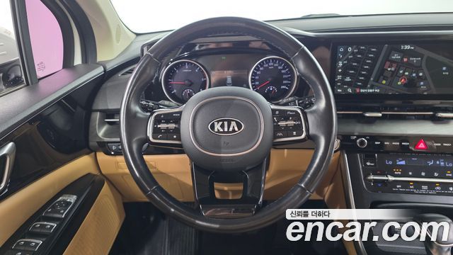 Kia Canival 2021 — photo 21