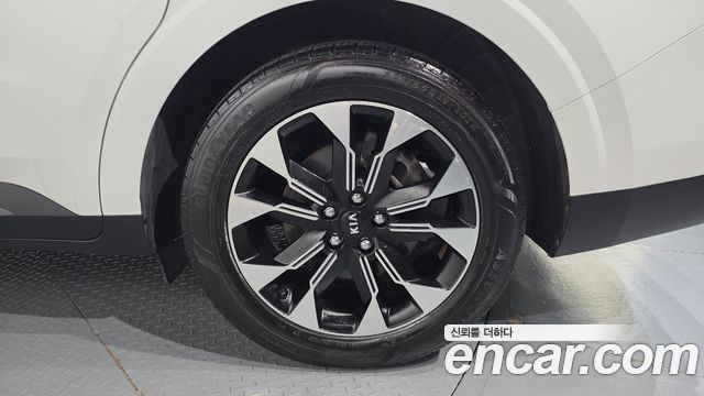 Kia Canival 2021 — photo 7
