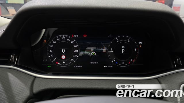 Land Rover Range Rover Evoque 2020 — photo 11