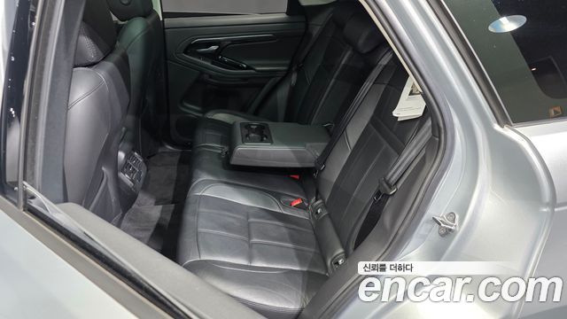 Land Rover Range Rover Evoque 2020 — photo 18