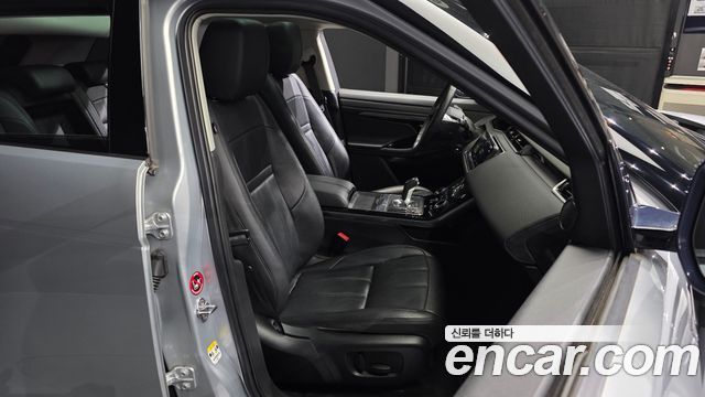 Land Rover Range Rover Evoque 2020 — photo 16