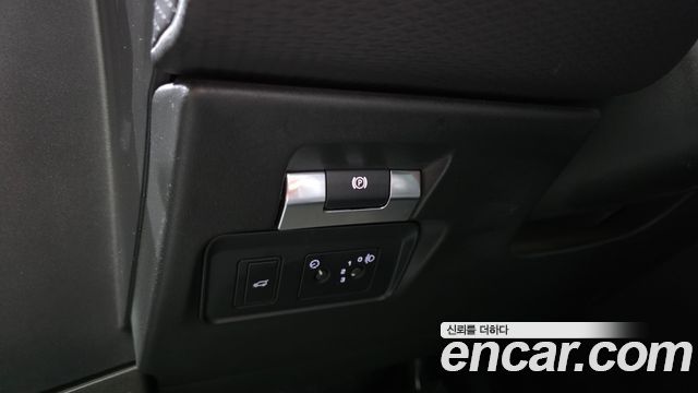 Land Rover Range Rover Evoque 2020 — photo 29