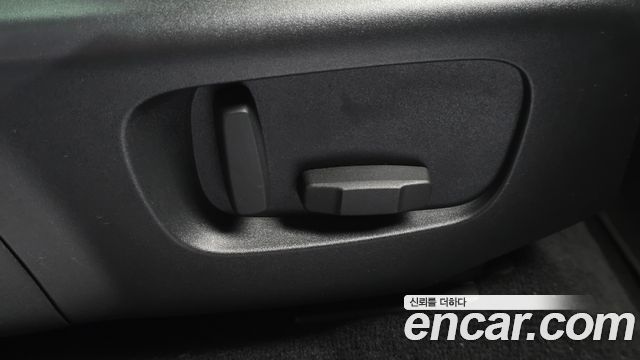 Land Rover Range Rover Evoque 2020 — photo 31