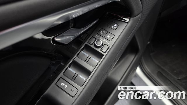 Land Rover Range Rover Evoque 2020 — photo 34