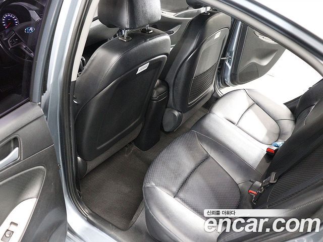 Hyundai Accent 2018 — photo 17