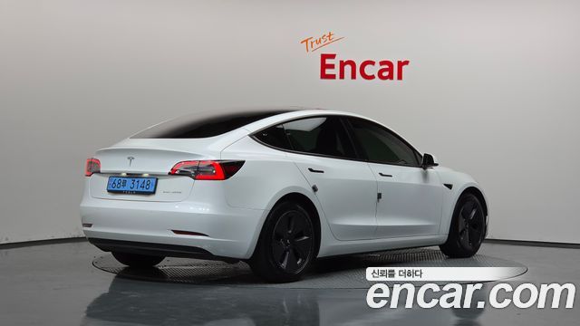 Tesla Model 3 2021 — photo 2