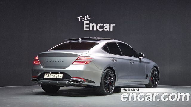 Genesis G70 2023 — photo 2