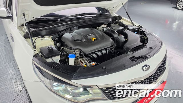 Kia K5 2017 — photo 6