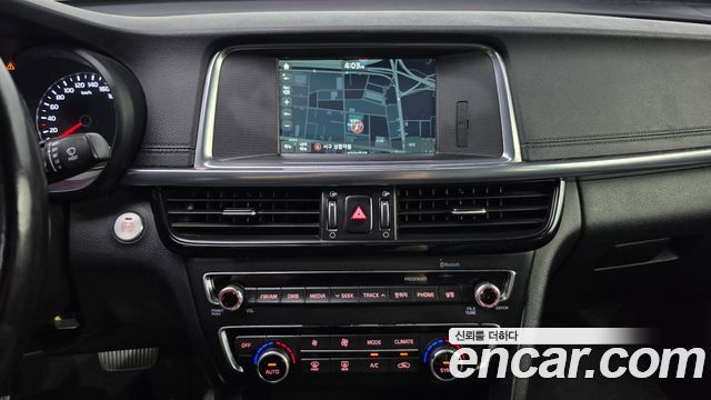 Kia K5 2017 — photo 12