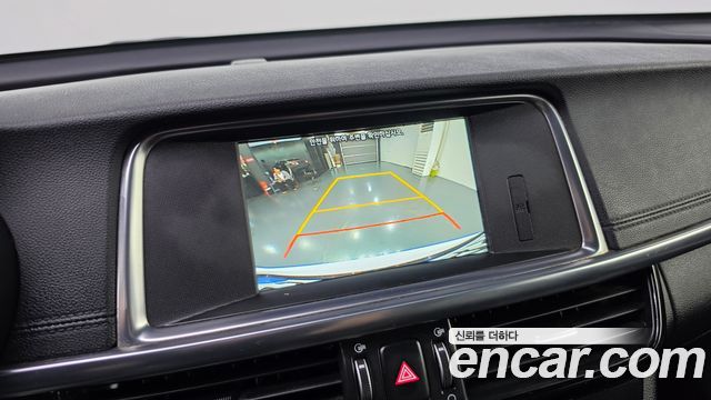 Kia K5 2017 — photo 15
