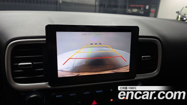 Hyundai Venue 2022 — photo 20