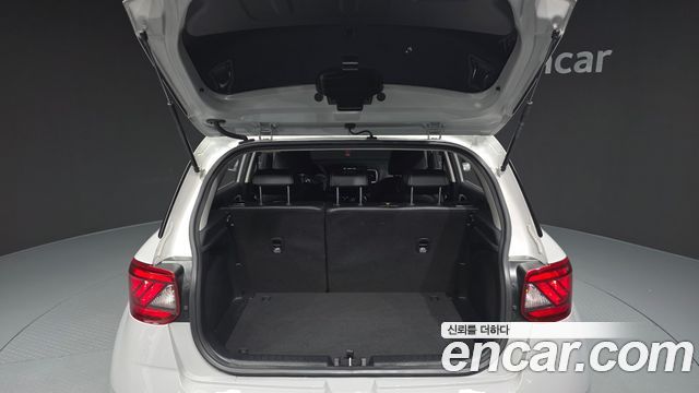 Hyundai Venue 2022 — photo 26