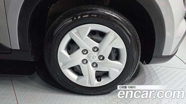 Hyundai Venue 2022 — photo 7