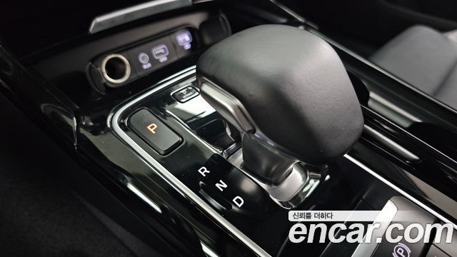 Kia Stinger 2018 — photo 9