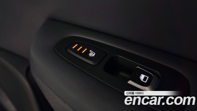Kia Stinger 2018 — photo 19