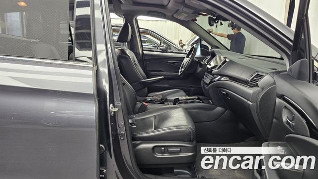 Honda Pilot 2019 — photo 16
