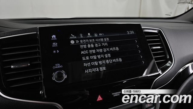 Honda Pilot 2019 — photo 32