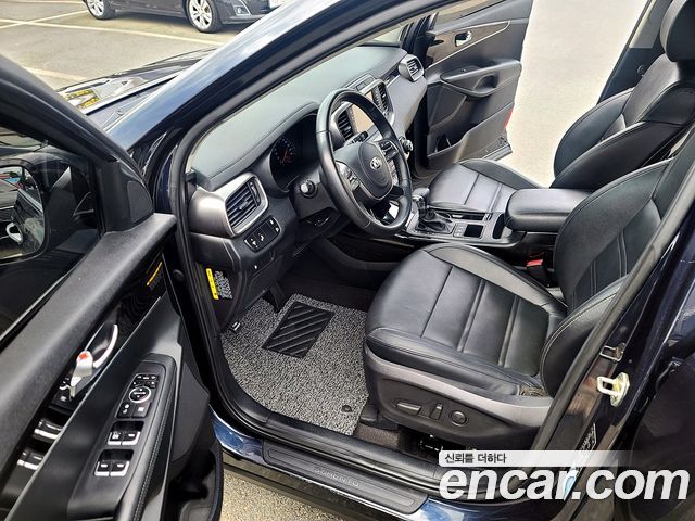 Kia Sorento 2019 — photo 8
