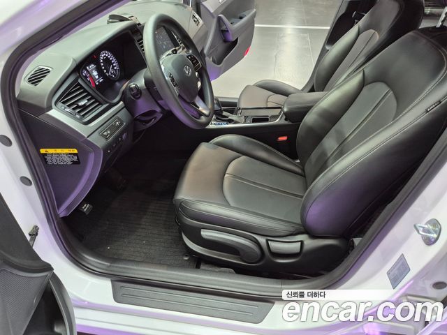 Hyundai Sonata 2018 — photo 9