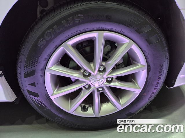 Hyundai Sonata 2018 — photo 12