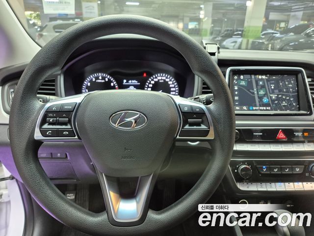Hyundai Sonata 2018 — photo 15