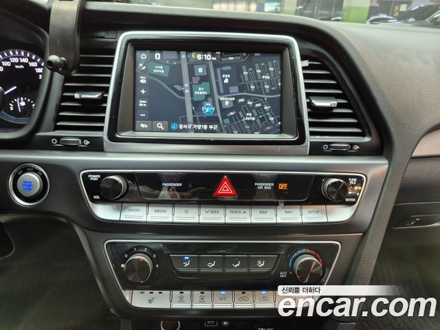 Hyundai Sonata 2018 — photo 16