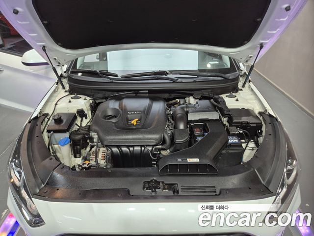 Hyundai Sonata 2018 — photo 19