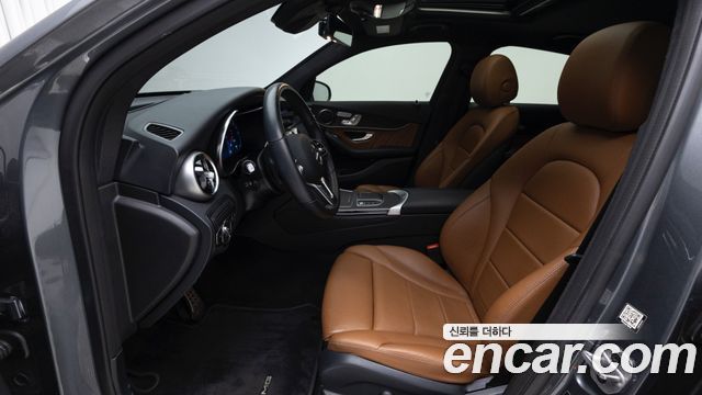Mercedes-Benz GLC-Class 2021 — photo 14