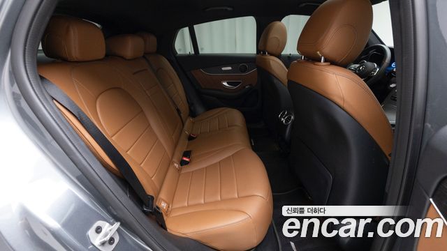 Mercedes-Benz GLC-Class 2021 — photo 15