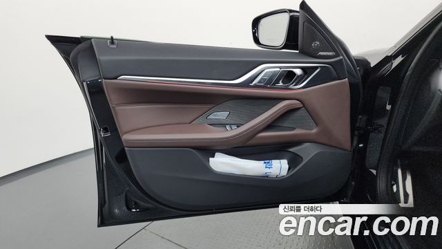 BMW 4-Series 2024 — photo 14