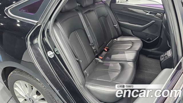 Hyundai Sonata 2015 — photo 17
