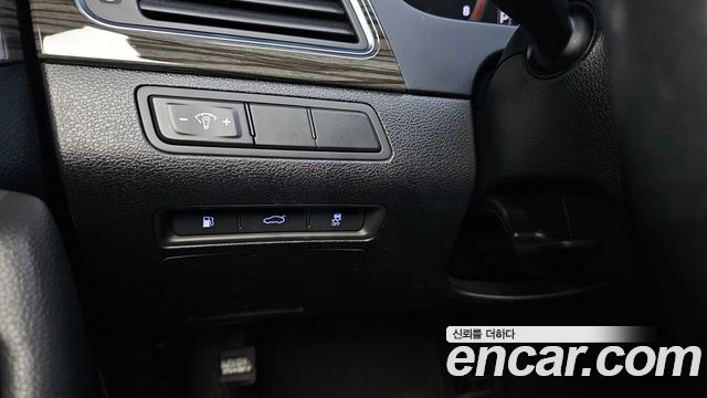 Hyundai Sonata 2015 — photo 24