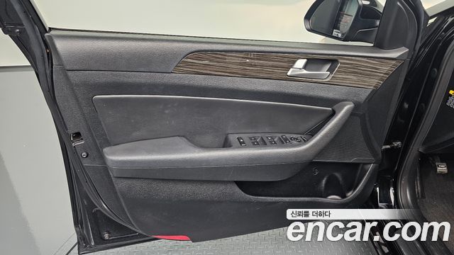 Hyundai Sonata 2015 — photo 14