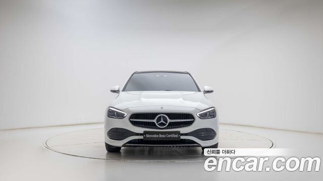 Mercedes-Benz C-Class 2026 — photo 6