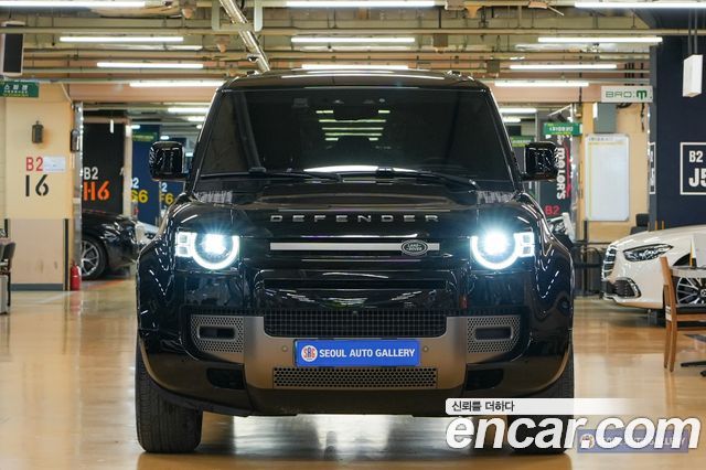 Land Rover Defender 2024 — photo 3
