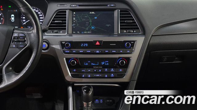 Hyundai Sonata 2015 — photo 14