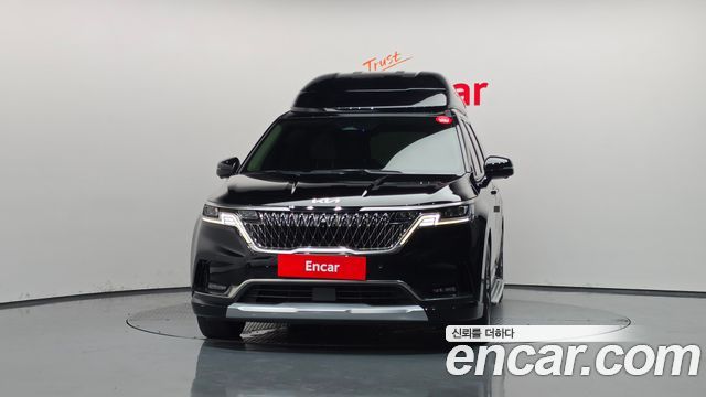 Kia Canival 2023 — photo 3