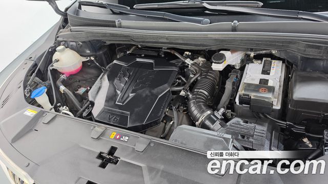 Kia Canival 2023 — photo 6