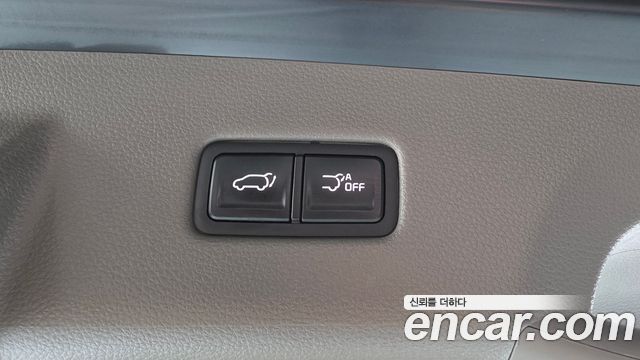 Kia Canival 2023 — photo 25