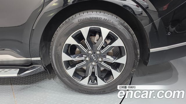 Kia Canival 2023 — photo 7