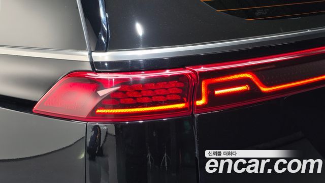Kia Canival 2023 — photo 9