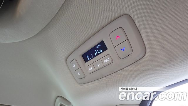 Kia Canival 2023 — photo 39