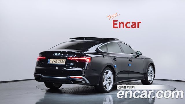 Audi A5 2021 — photo 2