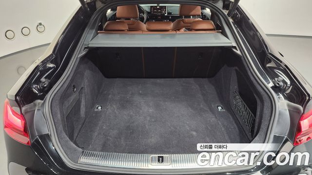 Audi A5 2021 — photo 26